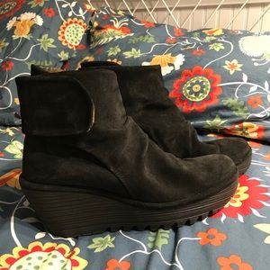 Fly London Yegi Wedge Bootie